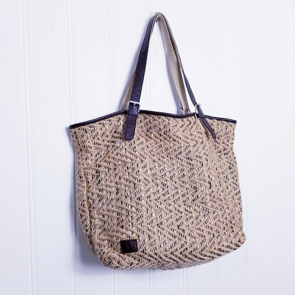 TOMS Island Chevron Woven Straw Large Tote Bag - Picture 5 of 16